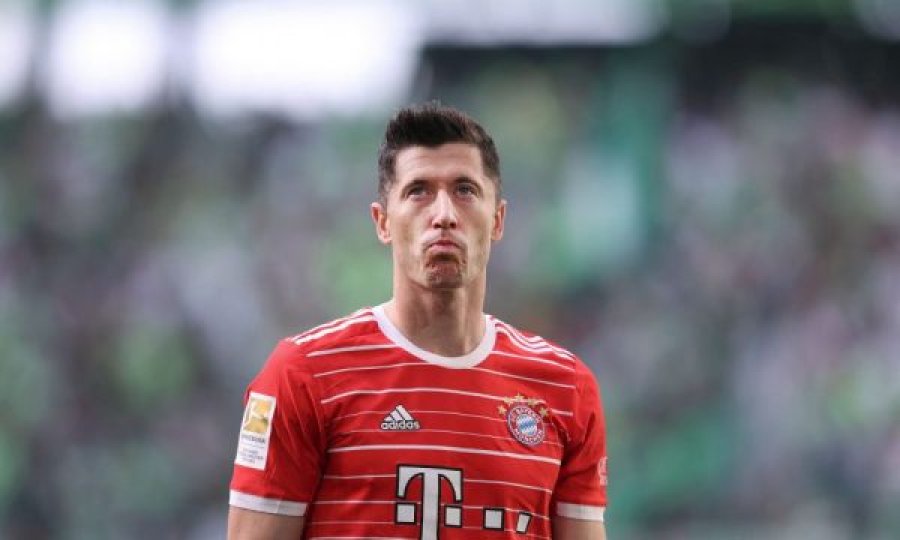 Presidenti i Bayernit e bllokon Lewandowskin: Do të luajë me ne edhe sezonin e ardhshëm