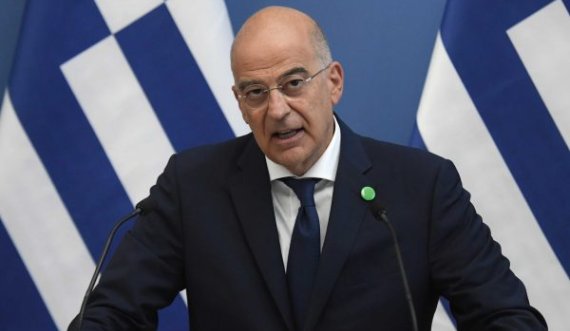 Bislimi e pret kryediplomatin grek në Aeroportin e Prishtinës