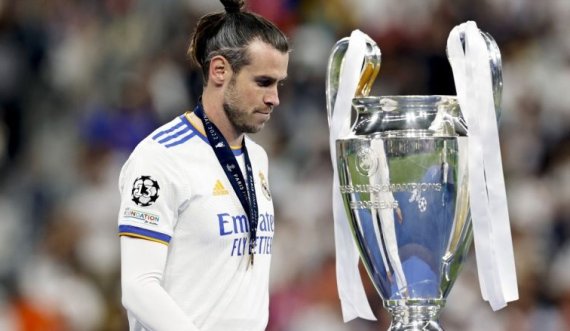 Bale ende i pavendosur për të ardhmen e tij, uellsiani ka 10 oferta në tavolinë