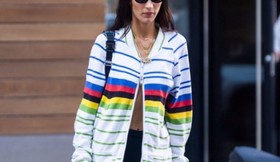 Aksesori i preferuar i flokëve të Bella Hadid që kushton shumë lirë