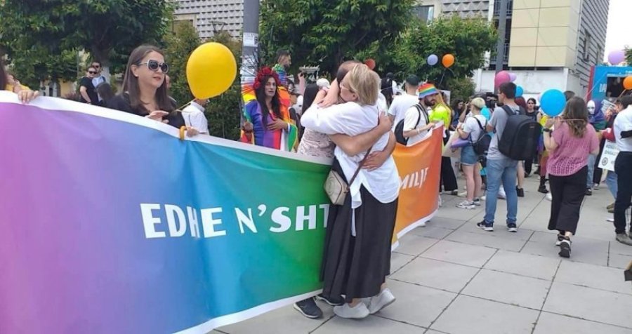 A janë sulmuar pjesëtarët e komunitetit LGBTQ+ gjatë këtij viti?
