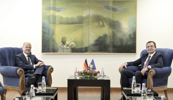 Qeveria publikon fotografitë e zgjedhura nga vizita e Scholz në Kosovë