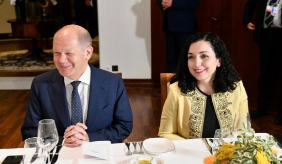 Presidentja Osmani takon Kancelarin Scholz në Greqi