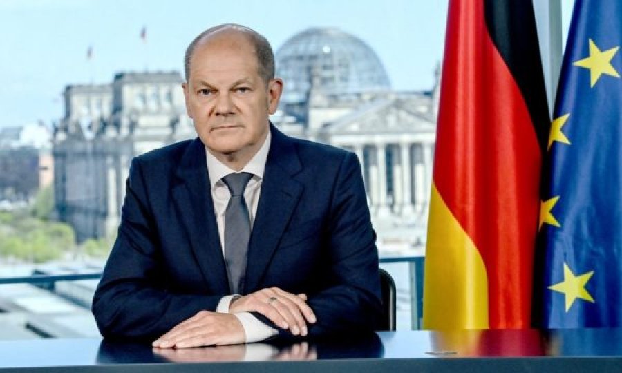 Scholz: Ukraina i përket familjes europiane