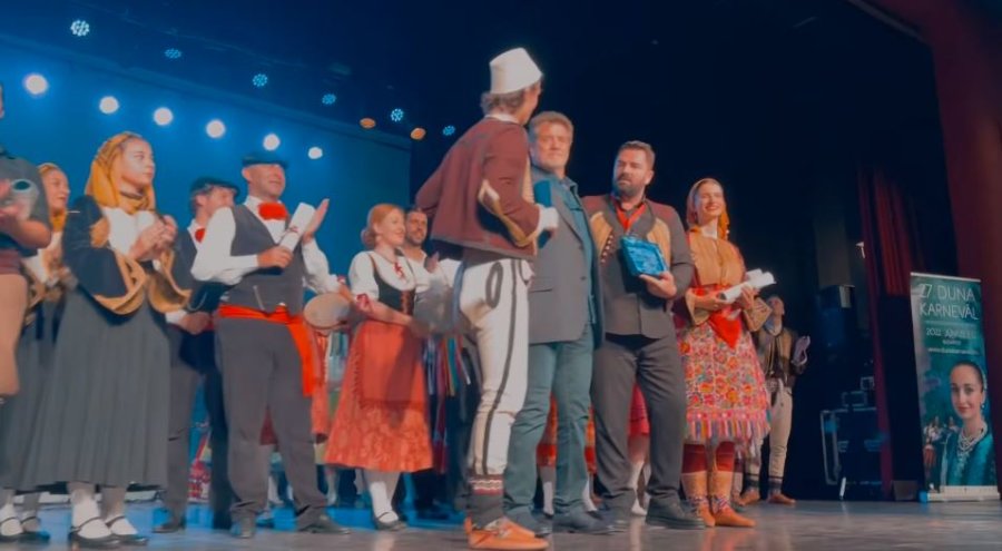 Ansambli shqiptar fiton edicionin e 27- të 'Duna Carneval' në Budapest