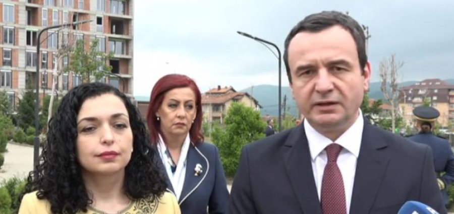 Në Prekaz u vulos liria, Osmani e Kurti homazhe atje