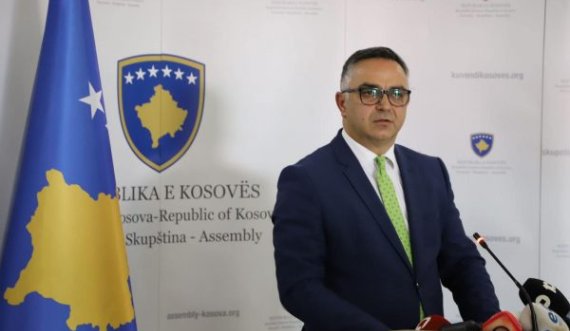 Besnik Tahiri: Kosova në kolaps ekonomik, Qeveria të veprojë