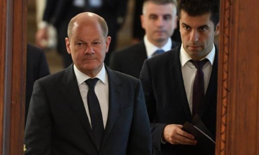 Scholz pret që Sofja ta heqë veton, Petkov: Vetëm nëse Maqedonia e Veriut i plotëson kushtet