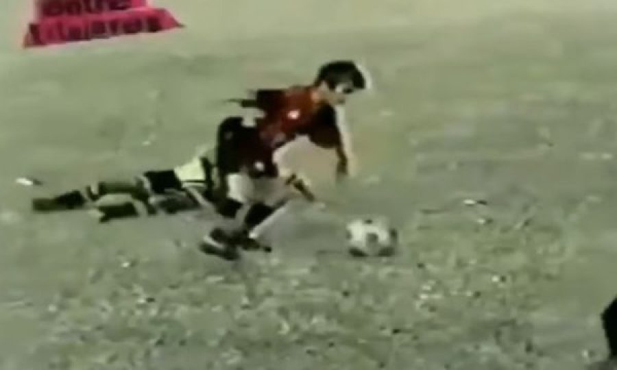 Kur Messi si fëmijë bënte magji në fushë