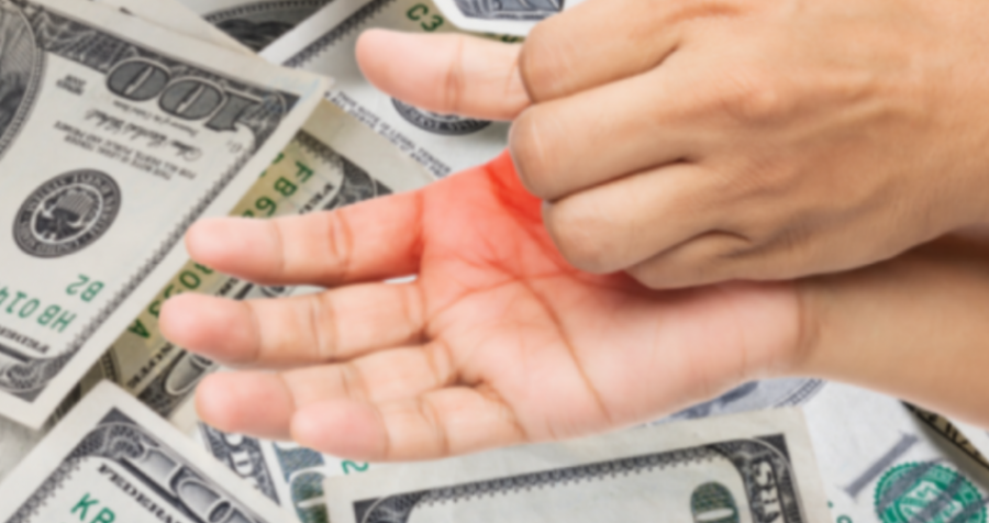 Jep apo merr para? Ja çfarë do të thotë nëse të kruhet dora