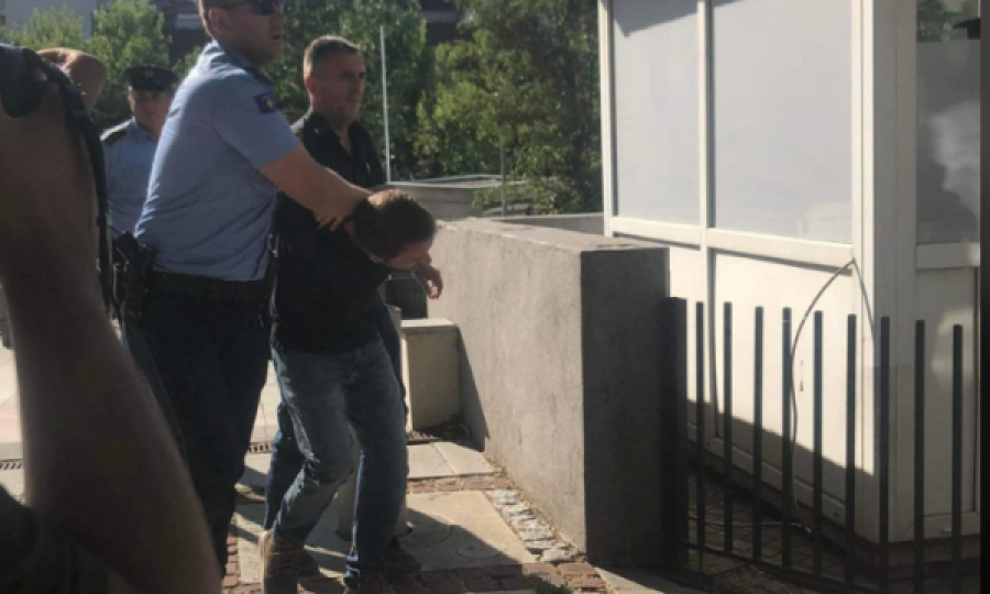 Ndaj Molliqajt kishte urdhërarresit, por pse u arrestua Frashër Krasniqi?
