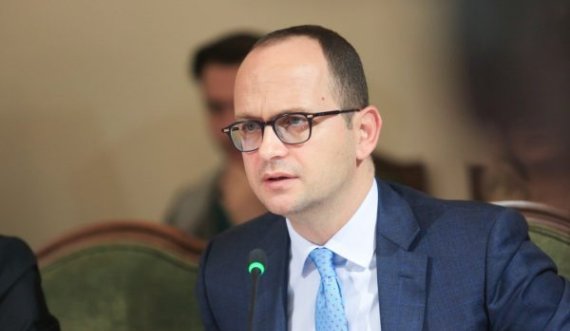Ish-kryediplomati shqiptar: Këshilli Europian do të jepte mesazhin e duhur me heqjen e vizave për Kosovën