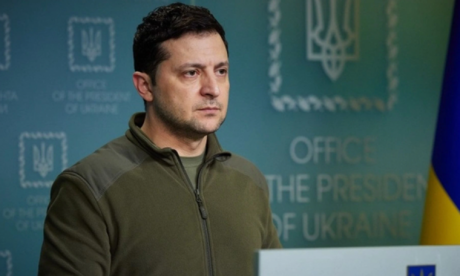 Zelensky me dekret për shkarkimin e një anëtari të lartë 