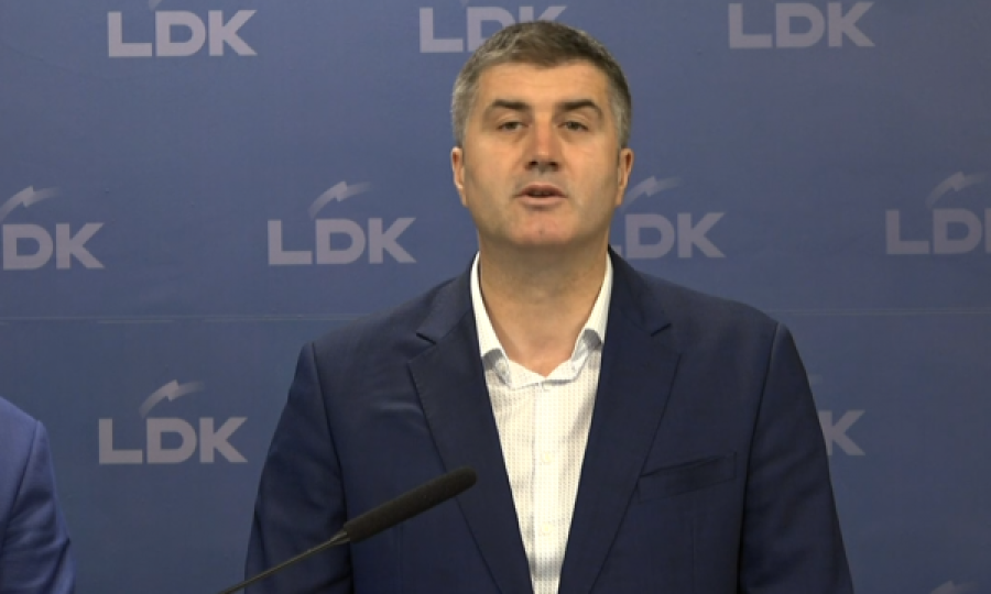 LDK: Qeveria Kurti i la pa punë 1 mijë punëtorë shëndetësorë