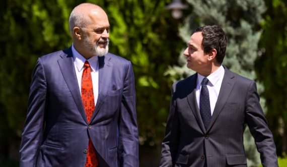 Latifi: Sot Kurti më habiti me heshtjen, sillej si Zëvendëskryeministër i Ramës