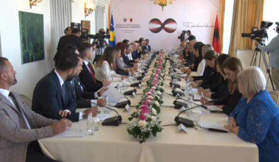 Për festat zyrtare dhe në fundjavë Shqipëri-Kosovë pa kufij, ja marrëveshja që do nënshkruhet