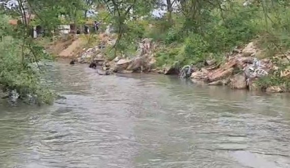 Gjendet i vdekur një person në lumin e Klinës