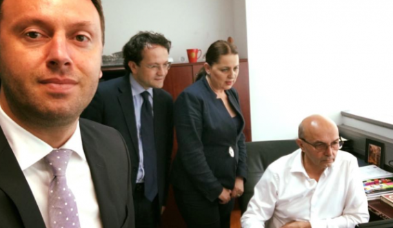 Këshilltari i Presidentes i reagon Mustafës: Ju uruat liberalizimin më 2016, ushqyet shpresa të rreme