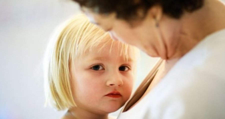 14 shenjat e para të autizmit që duhet të detyrojnë prindërit të kontaktojnë mjekun
