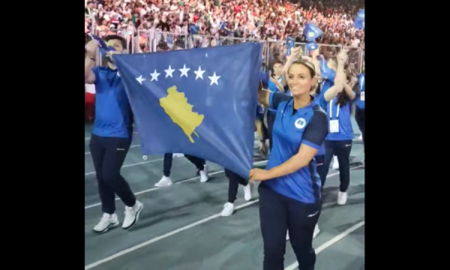Algjerianët brohorisnin “Kosova” në hapjen e Lojërave Mesdhetare