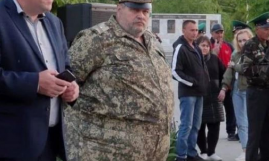 Putin nxjerr komandantin obez në fushë-betejë: Ha 5 vakte në ditë dhe pi 1 litër vodka