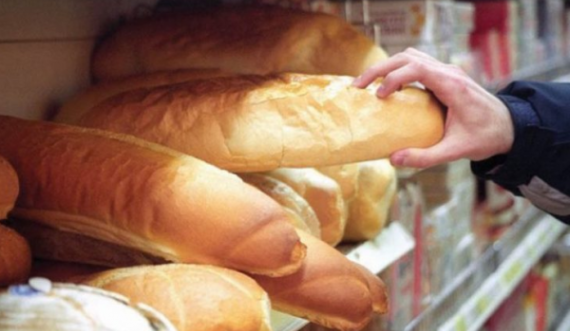 Çmimi i bukës në Kosovë ngritet 'egërsisht', 100% më i lartë se vjet