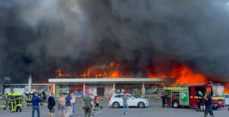 Dy të vdekur dhe dhjetëra të lënduar nga sulmi mbi civilët në Ukrainë
