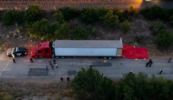 Gjenden 46 persona të vdekur në një kamion të braktisur në SHBA, dyshohet për emigrantë