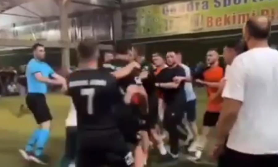Ylli i Prishtinës përfshihet në një rrahje në turne të futbollit