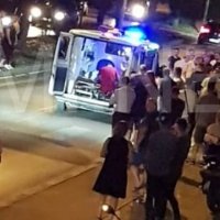 Ndalohet një i dyshuar për aksidentin në Prishtinë ku u shkelën dy këmbësore dhe ngasësi iku