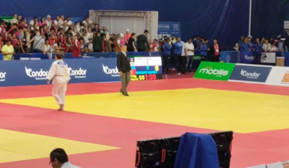 Flaka Loxha e fiton medaljen e bronztë