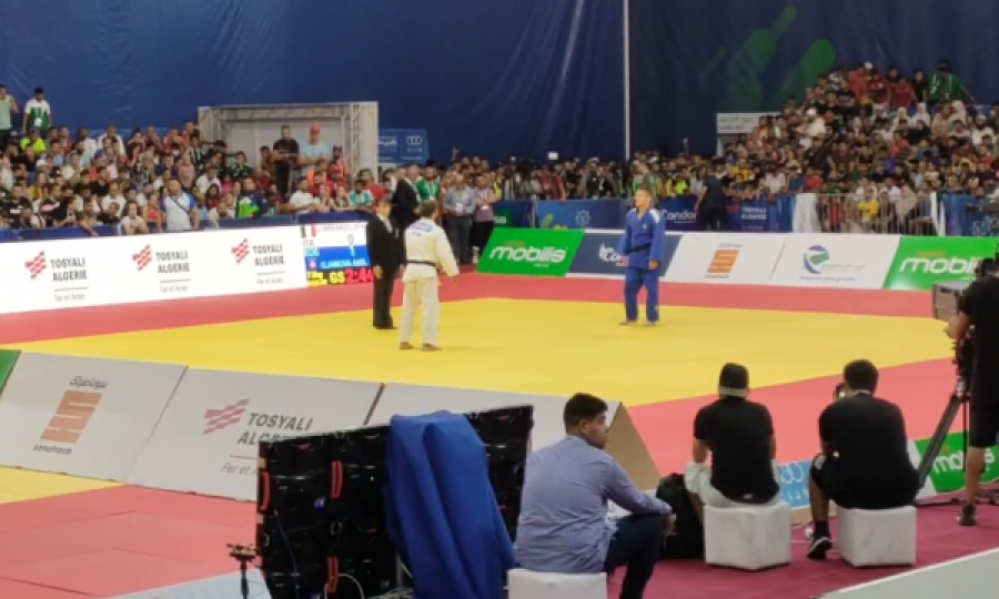 Akil Gjakova e fiton medaljen e bronztë