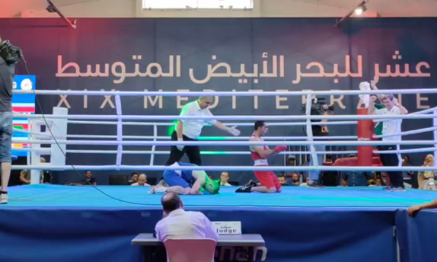 Shpëtim Bajoku mposhtet në gjysmëfinale, stoliset me medalje të bronztë