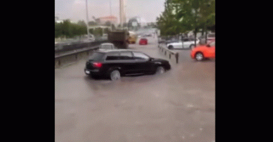 Prishtinën e merr shiu