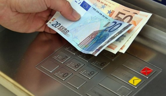 Nga Qeveria tregojnë se sa do të jetë paga minimale në Kosovë
