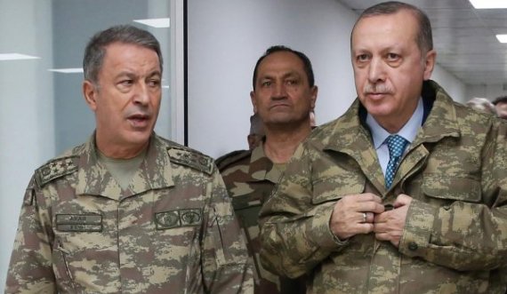 Ministri turk i Mbrojtjes ia përcjellë një kërkesë urgjente homologut rus