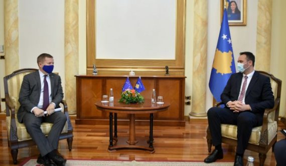 Konjufca shefit të BE-së: Serbia me retorikë si të Putinit vazhdon kërcënimin ndaj Kosovës