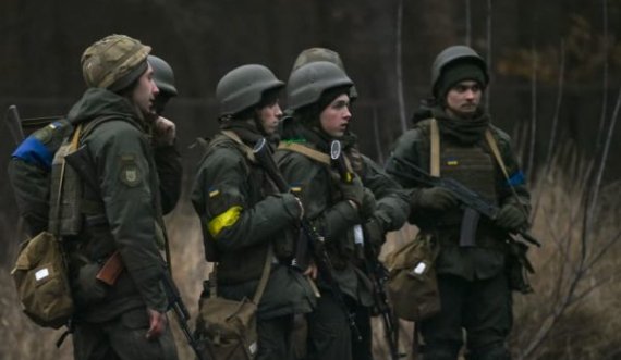 80 mijë ukrainas që jetojnë jashtë vendit u kthyen për të luftuar në atdhe