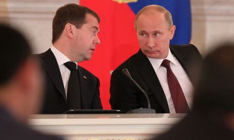 Medvedev pro Putinit: Nëse furnizoni Ukrainën me sisteme 'Patriot' do të kundërpërgjigjemi