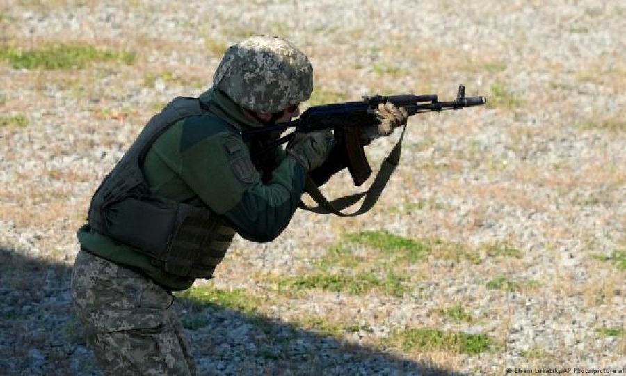 Ukrainasit rimarrin qytetin e Makariv