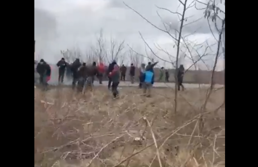Ushtria ruse gjuan me granata mbi civilët ukrainas