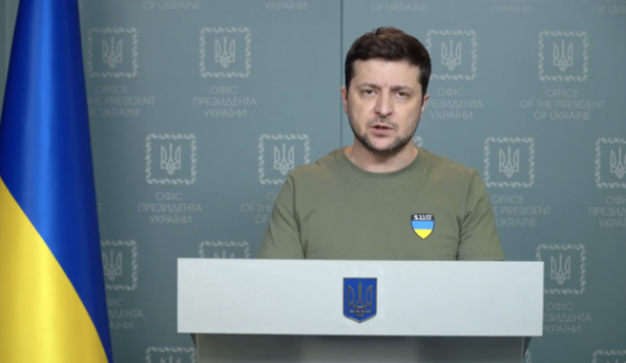 Zelensky: Rusia është detyruar t’i ndryshojë taktikat, sulmet s’na kanë bërë asgjë