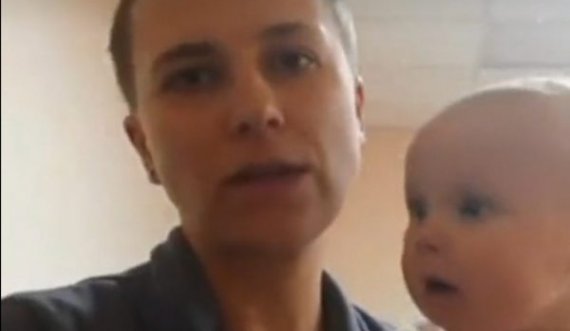 Nëna ukrainase: Po iu mësoj fëmijëve si të mbrohen dhe të dallojnë zhurmat e raketave