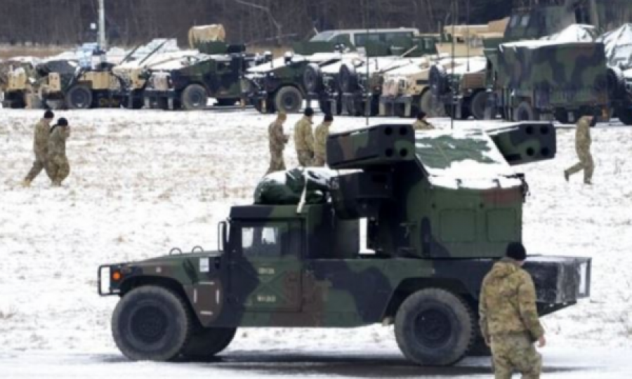 Gjermania dërgon 2700 raketa kundërajrore në Ukrainë