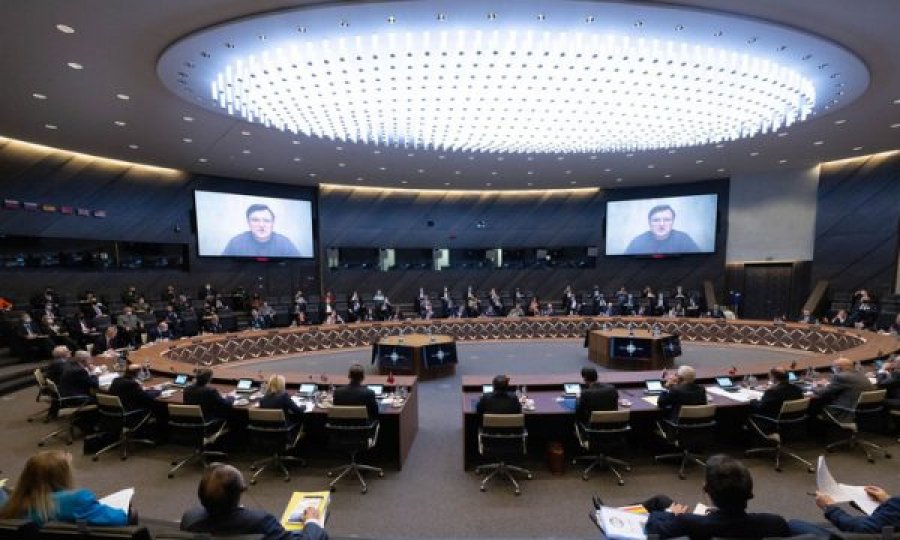 NATO konfirmon atë që të gjithë i frikësoheshin, lufta mund të përhapet në Bosnjë dhe në një shtet tjetër