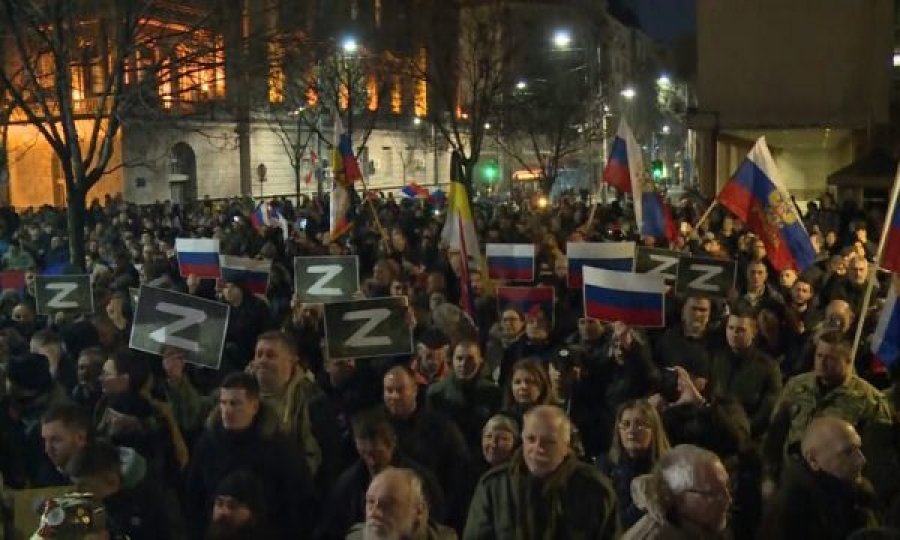 Shpërthejnë protestat në Serbi në mbështetje të Rusisë: Vuçiq Shqiptar, e tradhtove Serbinë