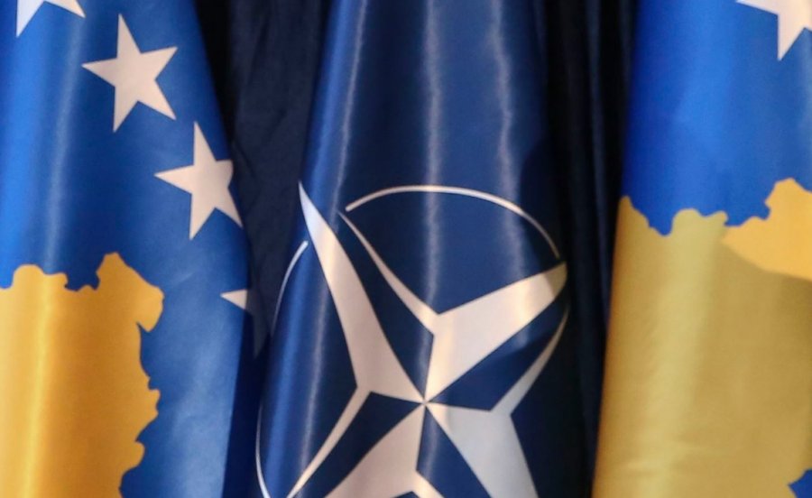 Kosova de fakto është në NATO, tash vetëm duhet të armatoset