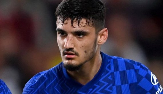 Chelsea i cakton çmim të lartë Armando Brojës