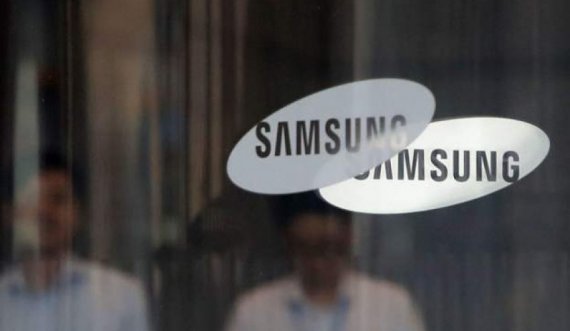 Kompanitë e mëdha botërore sanksione kudër luftës, Samsung pezullon shitjet në Rusi