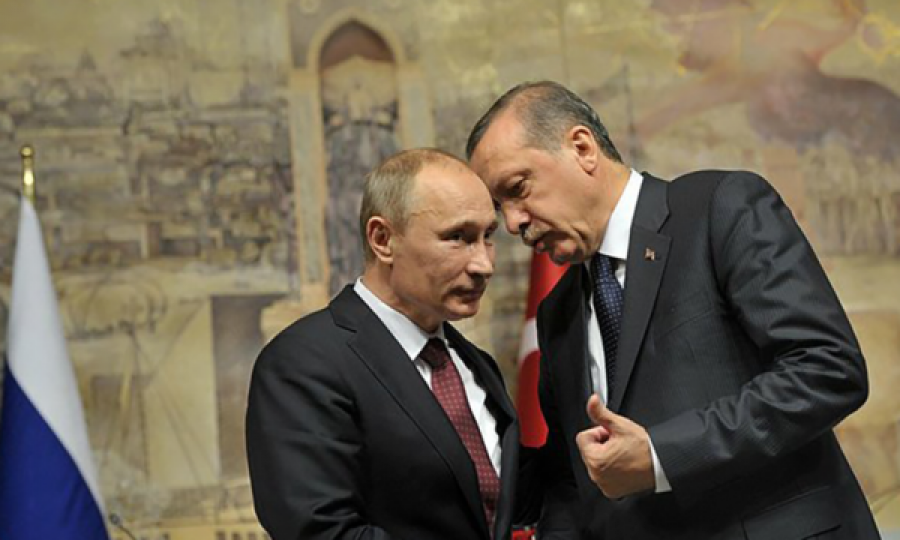 Erdogan vlerëson 'qëndrimin konstruktiv' të Putinit